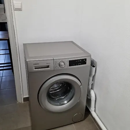شقة Joli T2 Climatise Proche Gare Et Centre نيم
