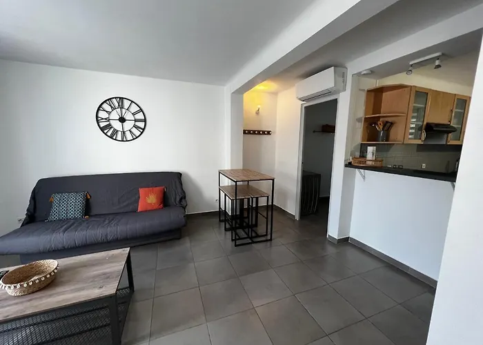 Apartamento Joli T2 Climatise Proche Gare Et Centre Nîmes